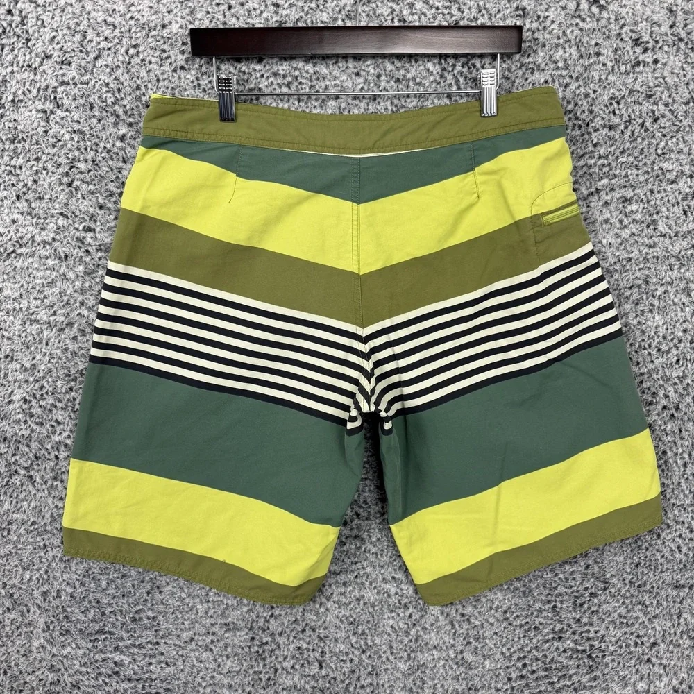 Patagonia Board Shorts Mens 36 Green Stripe Surf Swim Drawstring Zip Pocket